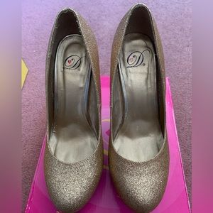 Gold glitter High Heels